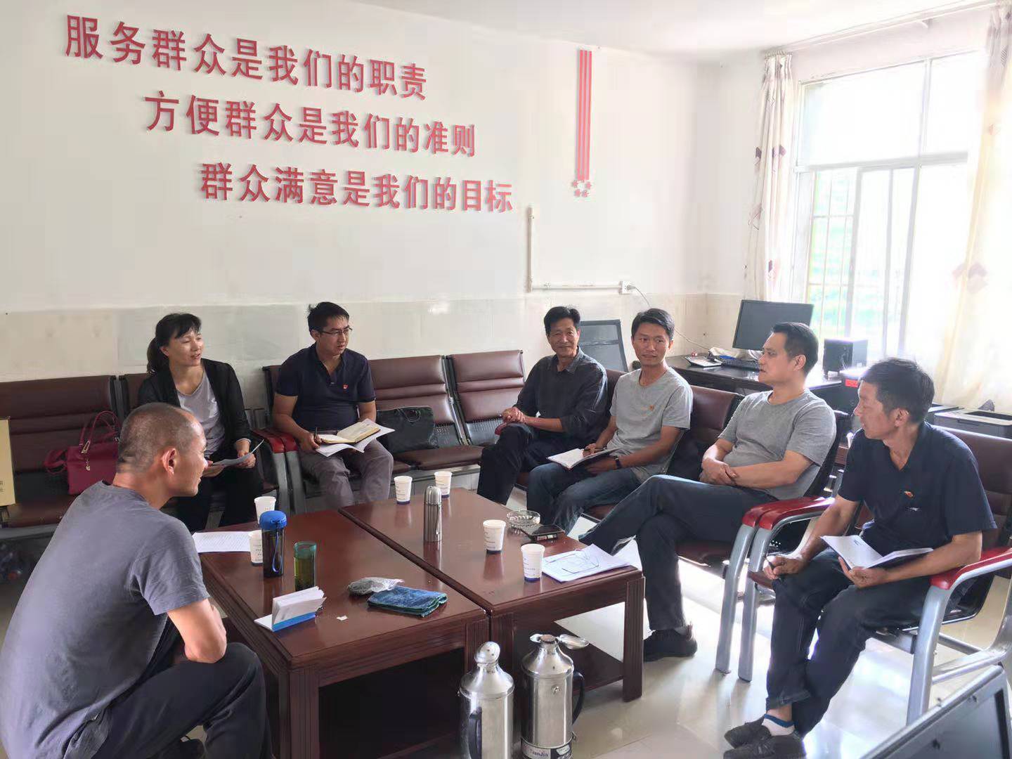楚雄州市场监督管理局局长杨柳深入武定乐茂河村调研指导脱贫攻坚工作